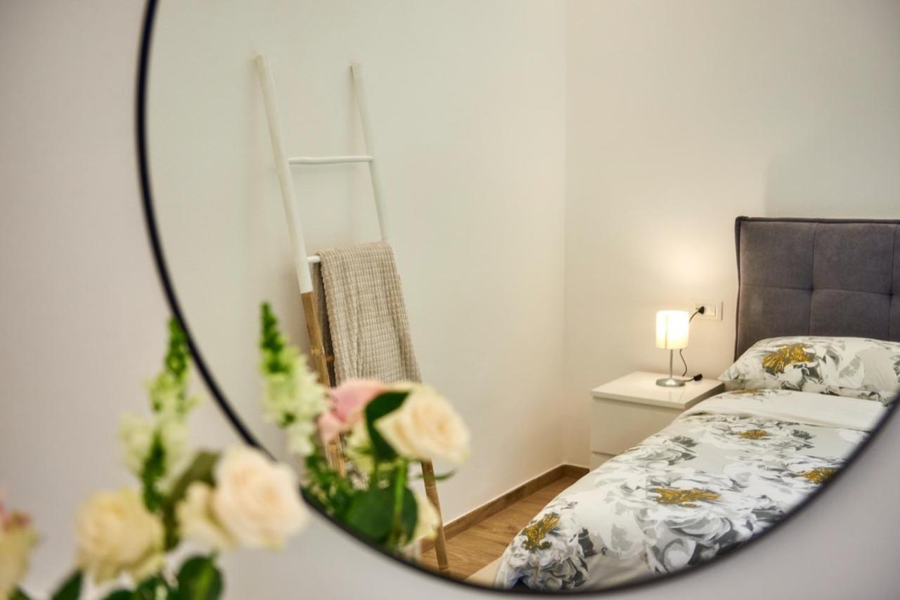 リエルナLa Casa Di Luciaアパートメント エクステリア 写真